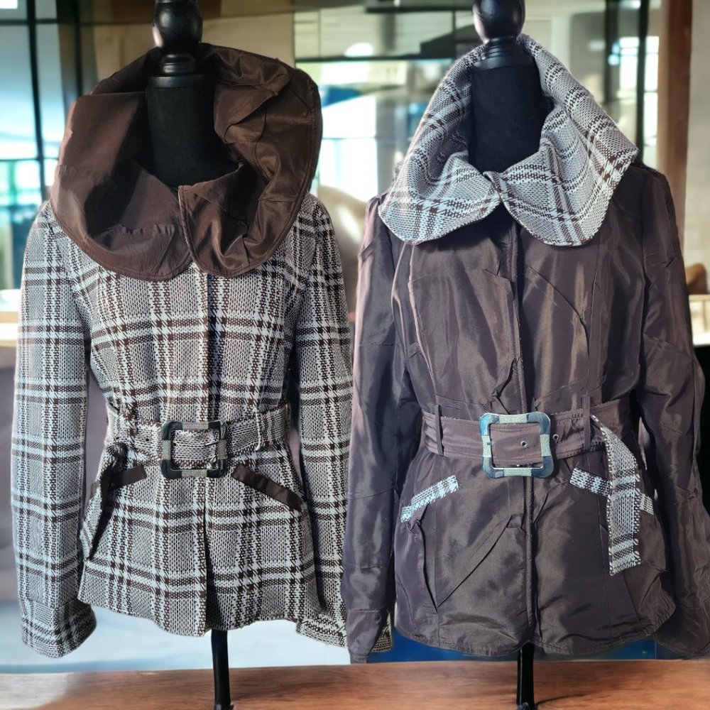 2 Way Reversible Jacket. Size Large - image 1